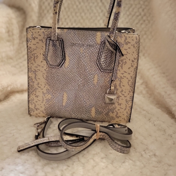 Michael Kors Metallic Faux Snakeskin Purse Crossbody Animal Print - Picture 7 of 13